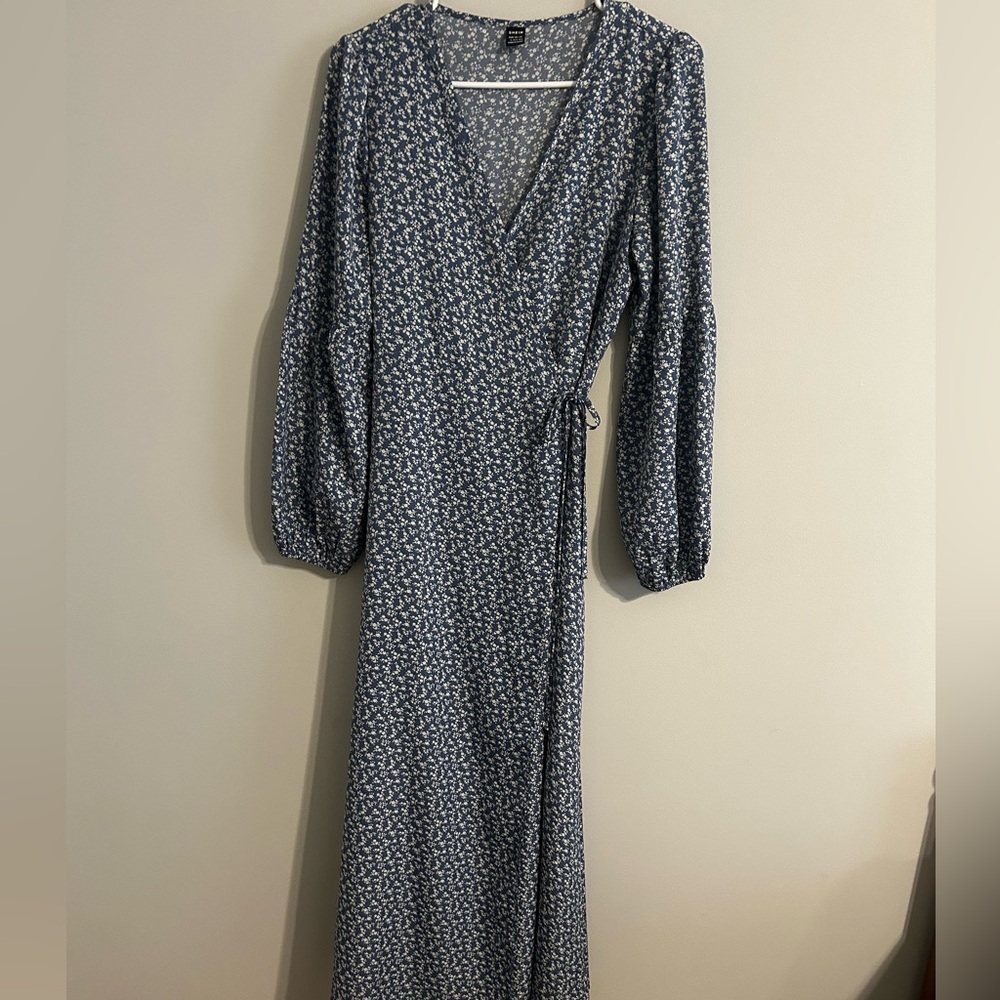 SHEIN Navy Floral Long Sleeve Dress